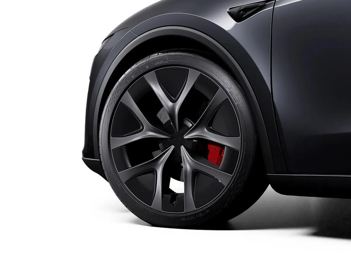 Tesla Model Y 2026 Performance - Image 4