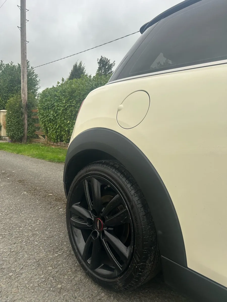 2016 Mini Cooper One low mileage - Image 5