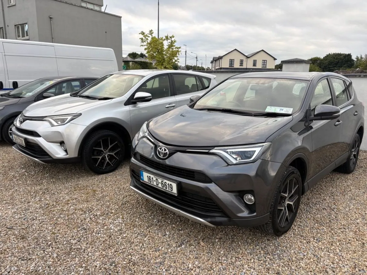 Toyota RAV4 2.0 D 143 Luna Sport - Image 1