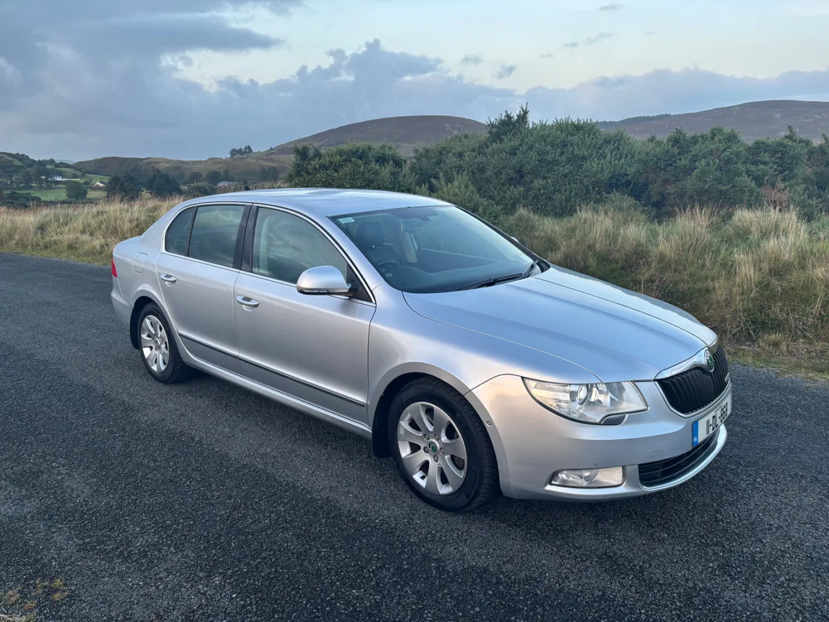 Skoda Superb 2011 Elegance - Image 2