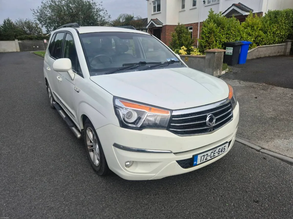 172 ssaungyong rodius nct till 02,27 - Image 2