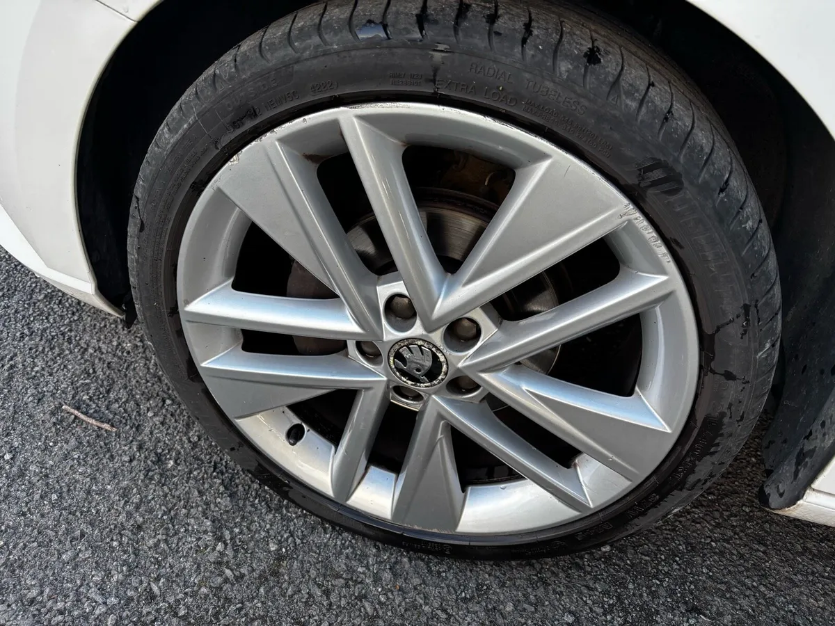 2016 Skoda Fabia Combi 1.2L Petrol | NCT 08/27 - Image 4