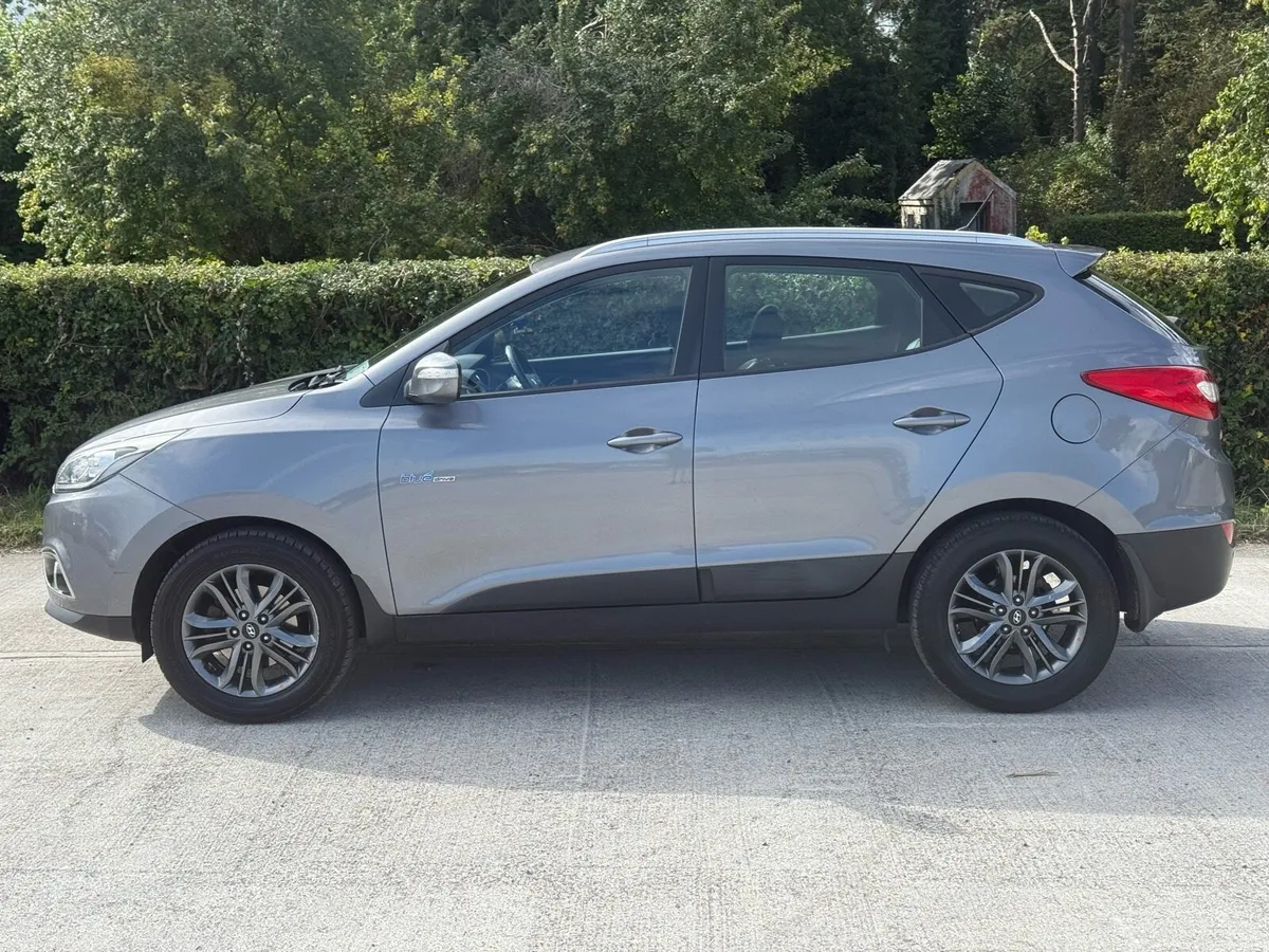 152 Hyundai ix35 220k NEW NCT 09/27+ NEW CLUTCH - Image 2