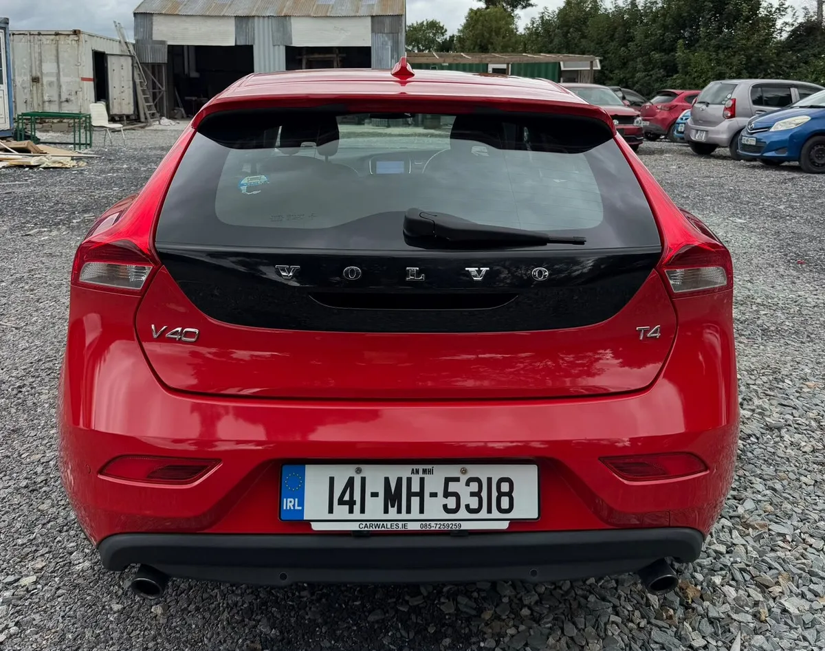 Volvo V40 1.6 Petrol Automatic - Image 6