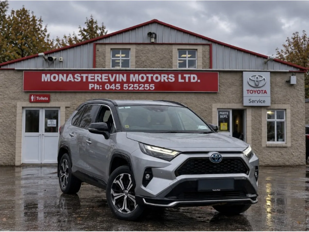 Toyota RAV4 *ORIGINAL IRISH CAR*   RAV4 PLUG-IN HY - Image 1