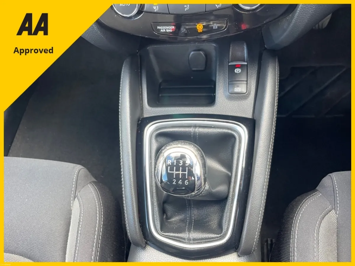 Nissan Qashqai N-CONNECTA DCI FREE DELIVERY - Image 6