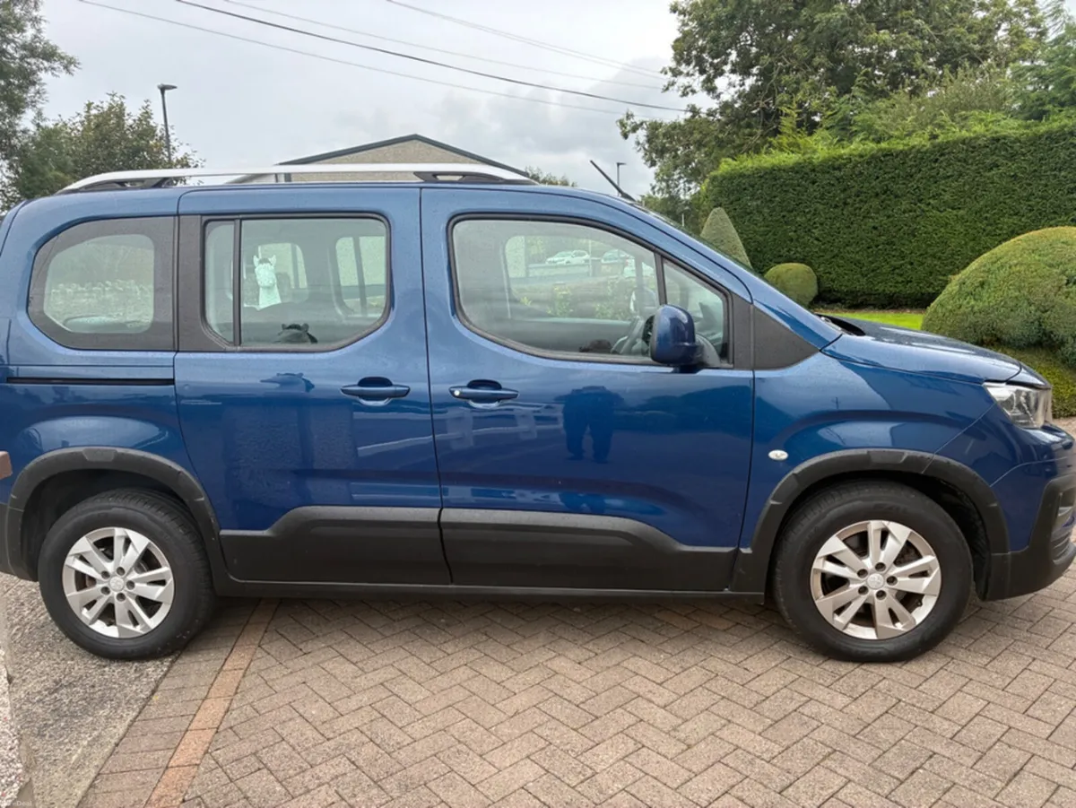 Peugeot Rifter 5 seater - Image 4