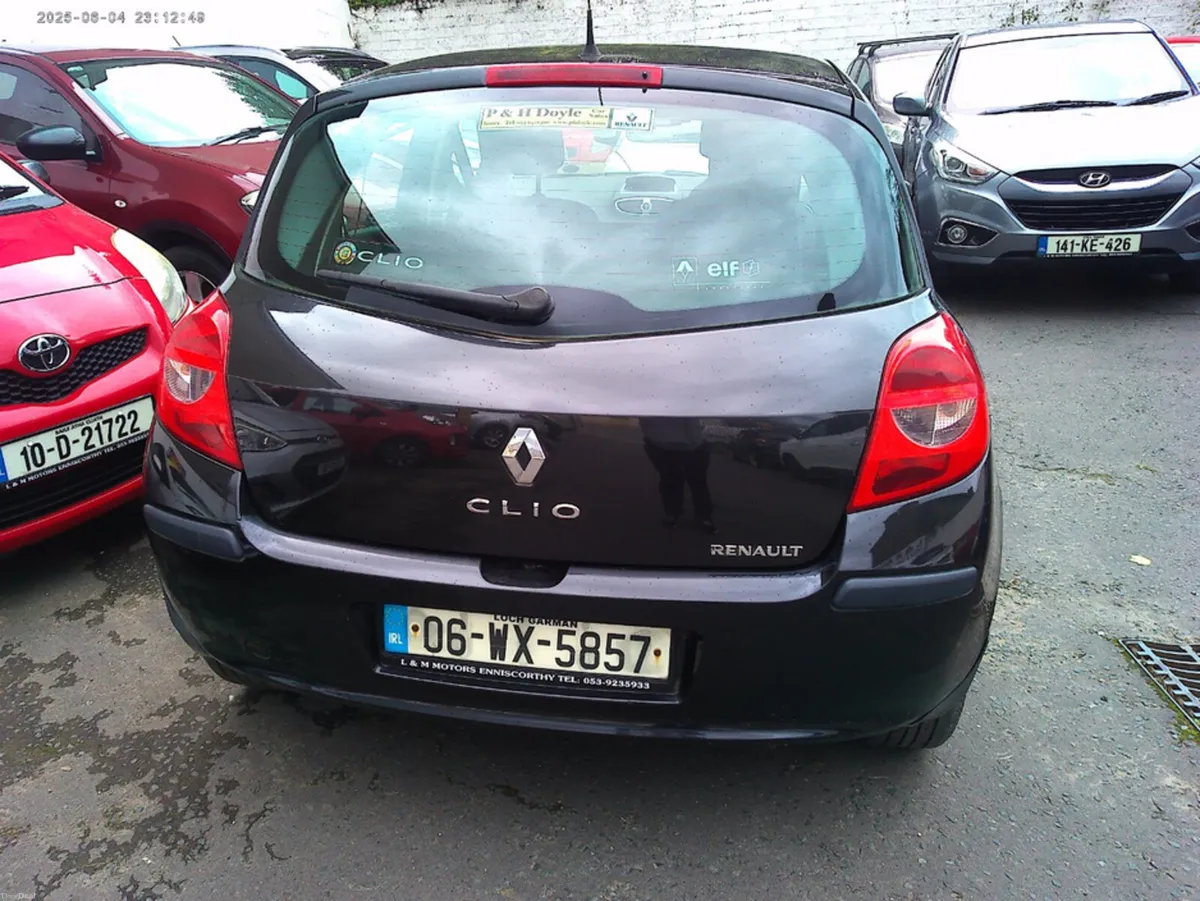 Renault Clio 3 1.2 16V DYNAMIQUE - Image 4