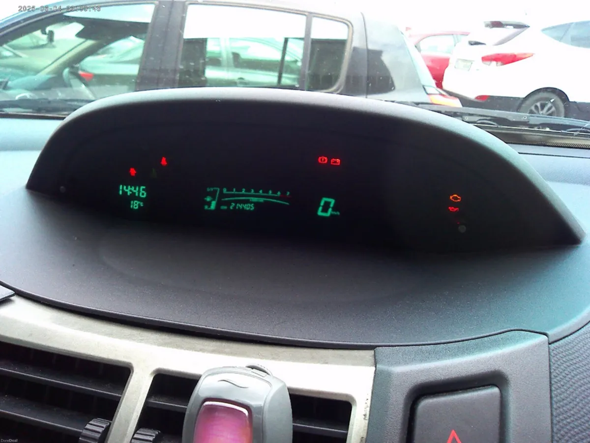 Toyota Yaris MC 1.0 TERRA 5DR - Image 6
