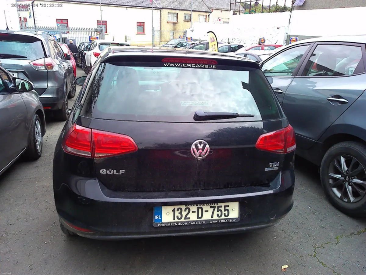 Volkswagen Golf TRENDLINE 1.6 TDI MANUAL 5SPEED 90 - Image 5