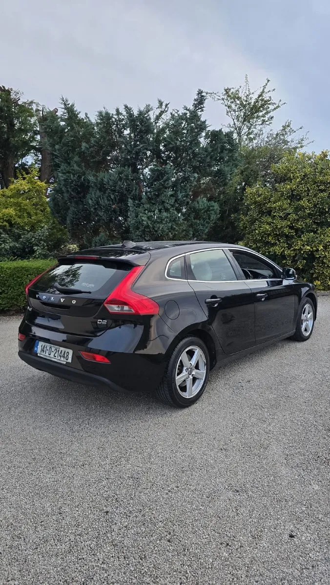 Volvo V40 2014 €6400 - Image 3