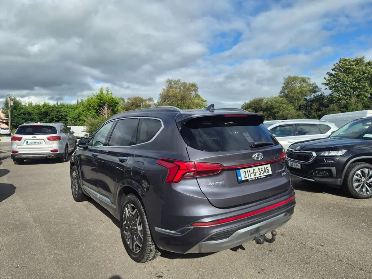Hyundai Santa Fe Phev 5DR Auto - Image 5