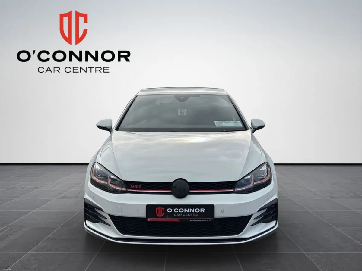 Volkswagen Golf GTI Club Sport - Image 2