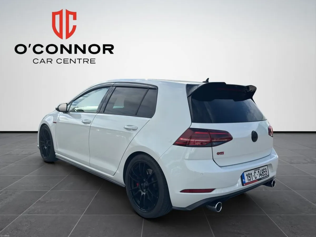 Volkswagen Golf GTI Club Sport - Image 4