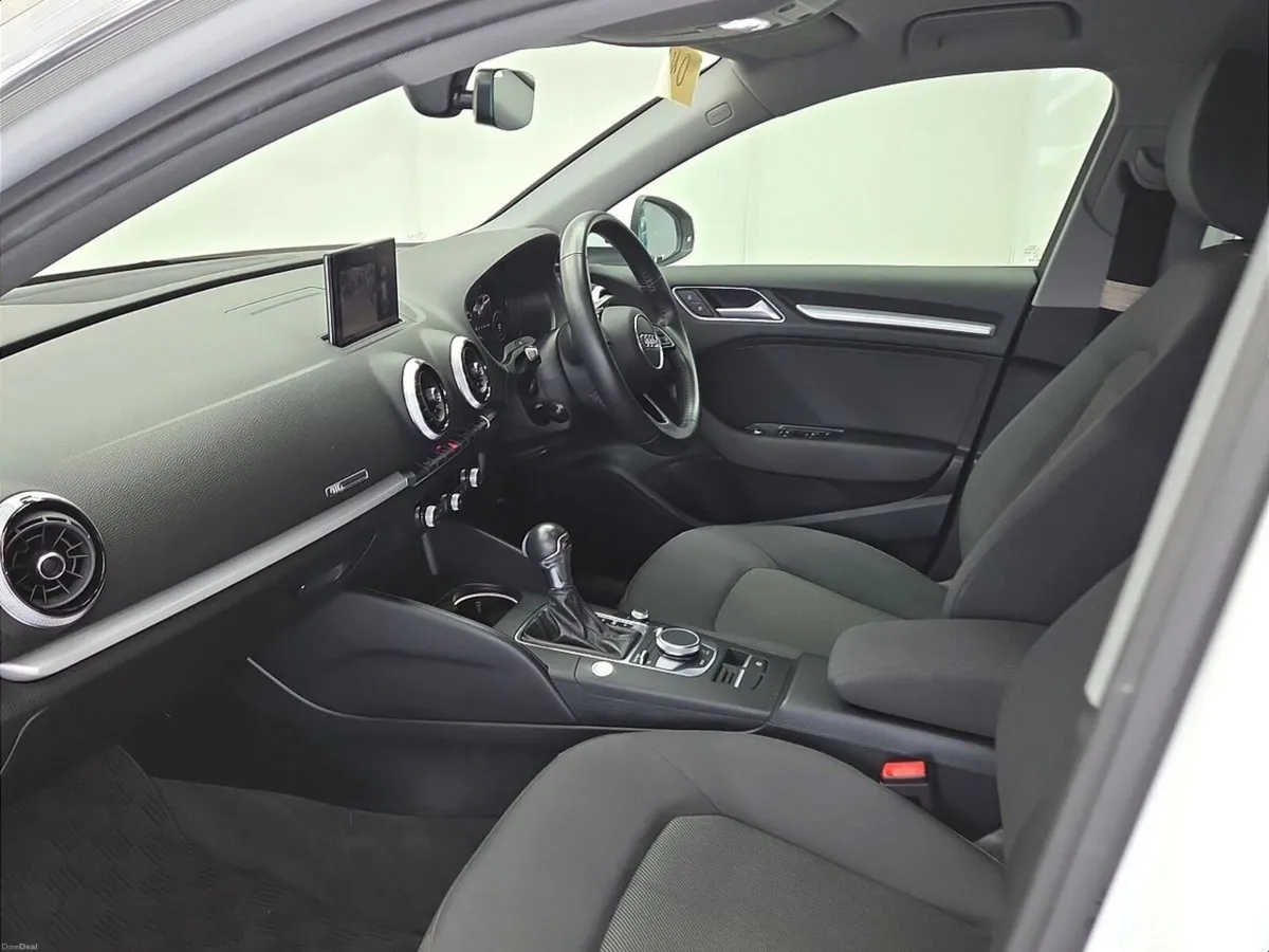 Audi A3 30TFSI Sport S-Tronic - Image 4