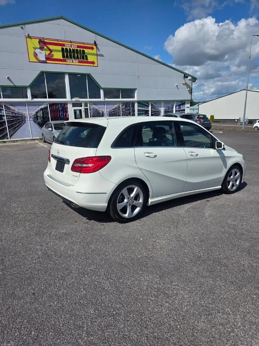 2014 Mercedes-Benz B CLASS - Image 5