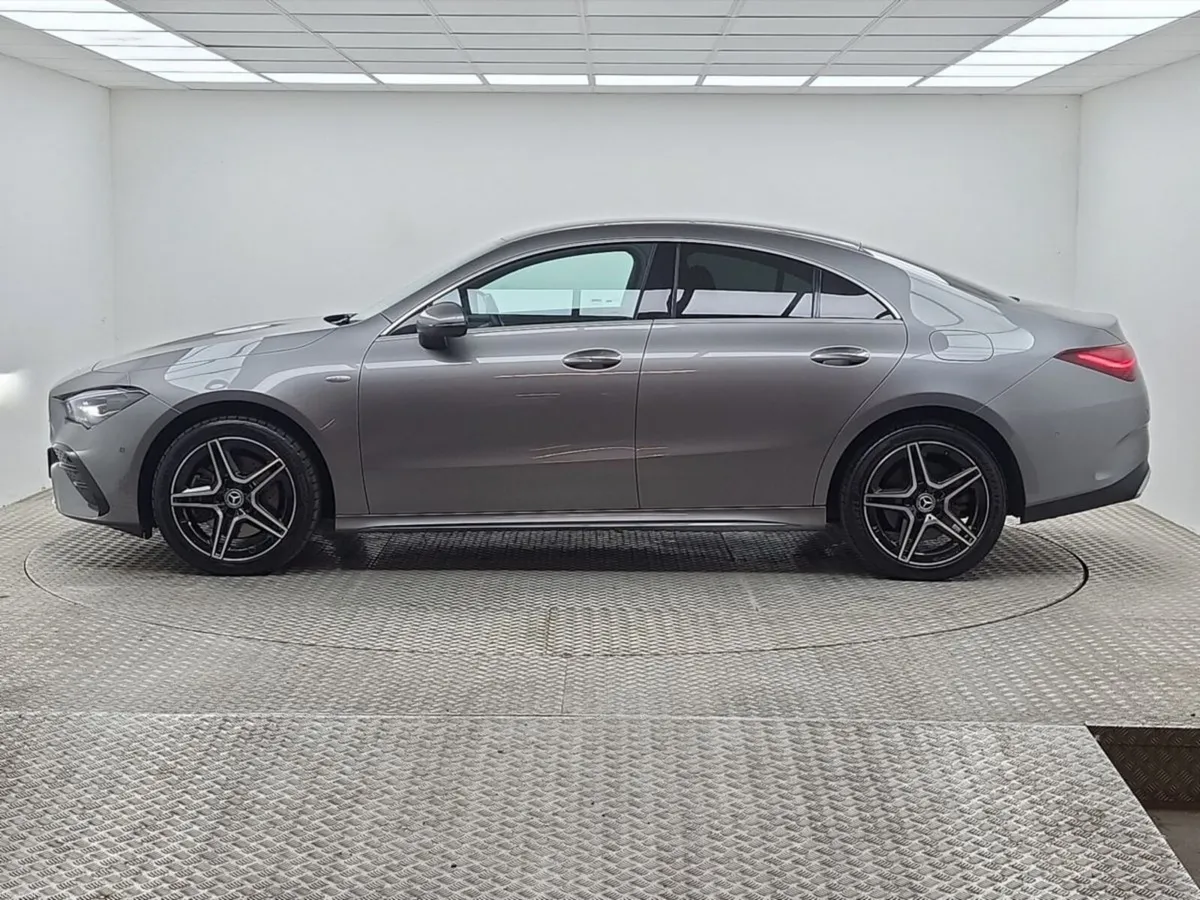 Mercedes-Benz CLA Cla 250 Amg Line Executive - Image 5