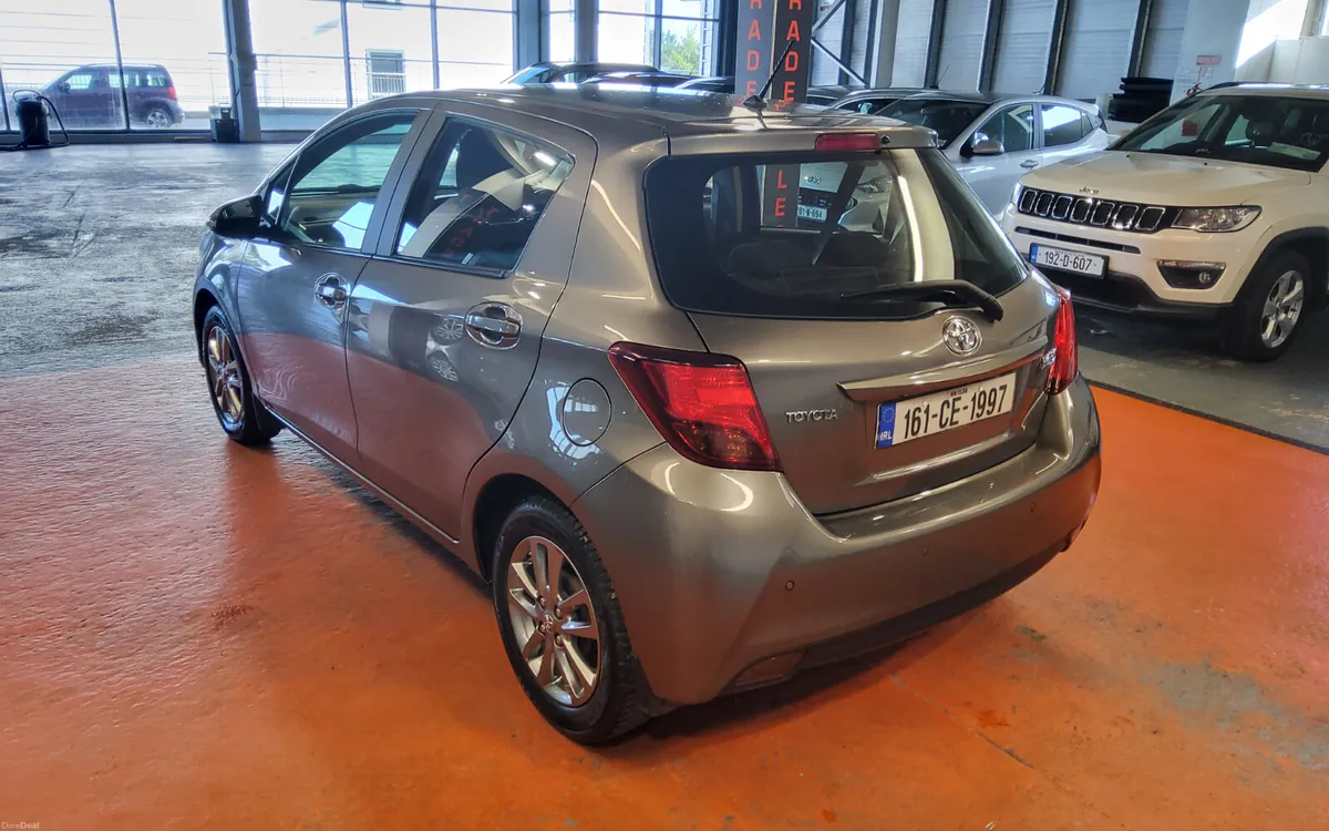 Toyota Yaris 2016 - Image 5