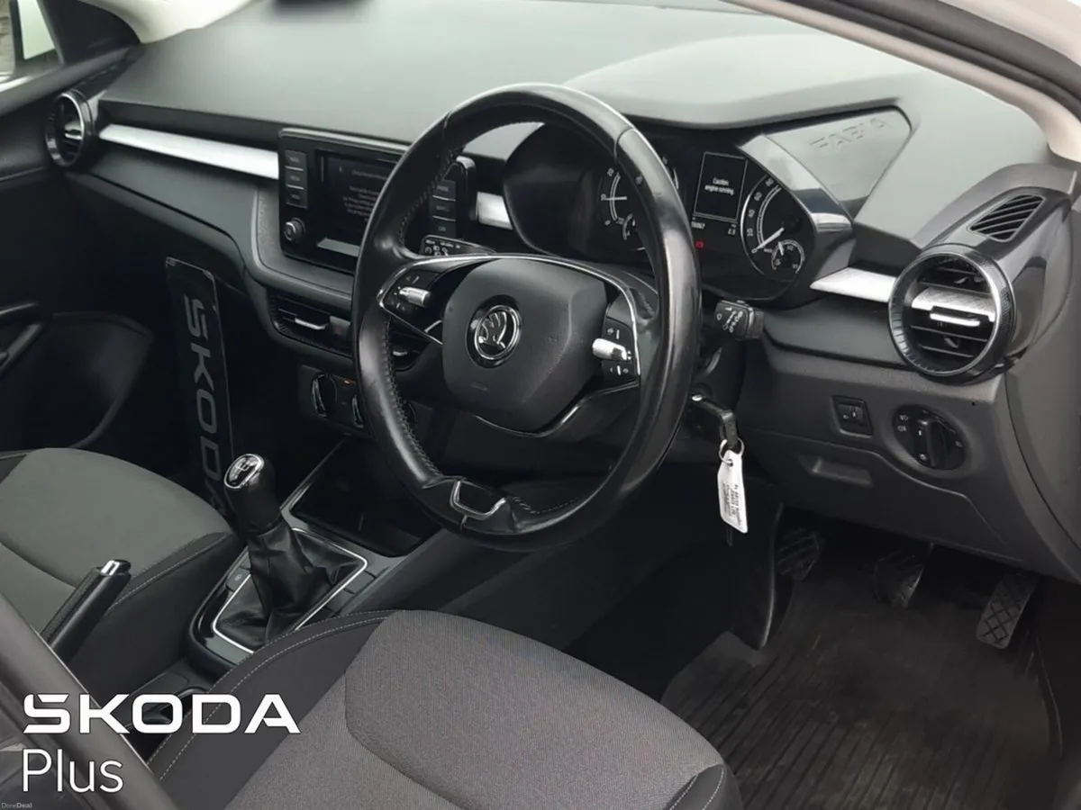 Skoda Fabia **FLASH SALE**TSI ENGINE**AMBITION 1.0 - Image 5