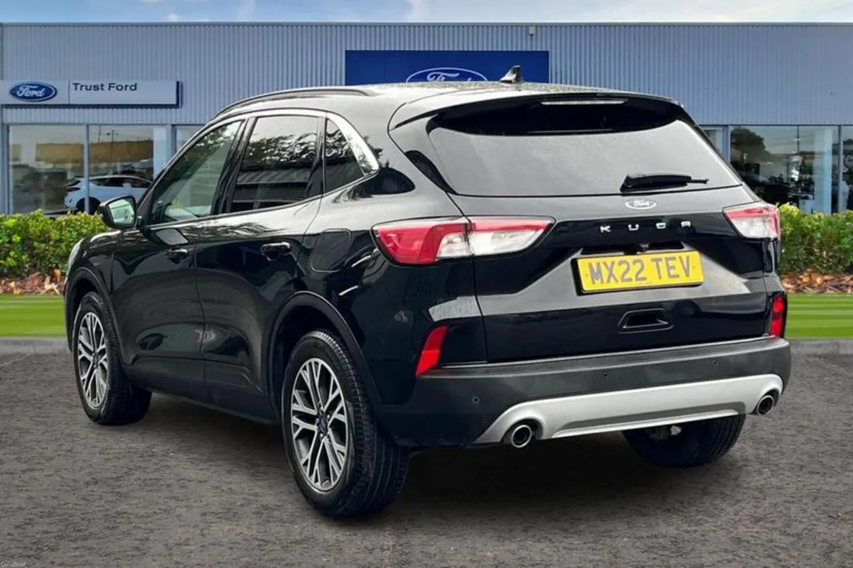 Ford Kuga 1.5 EcoBlue Titanium Edition 5dr - Image 2