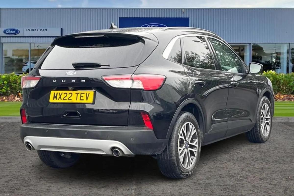 Ford Kuga 1.5 EcoBlue Titanium Edition 5dr - Image 4