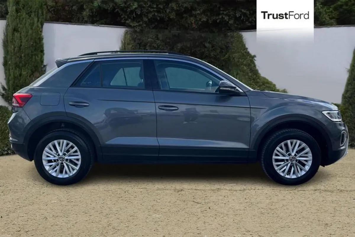 Volkswagen T-Roc 1.5 TSI Life 5dr **FRONT & REAR P - Image 3