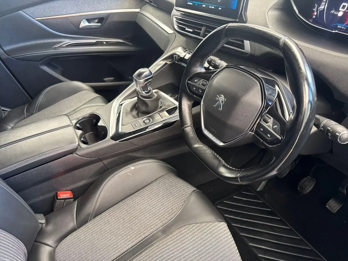 Peugeot 5008 1.5HDI ALLURE *JUST ARRIVED* €100 PER - Image 6