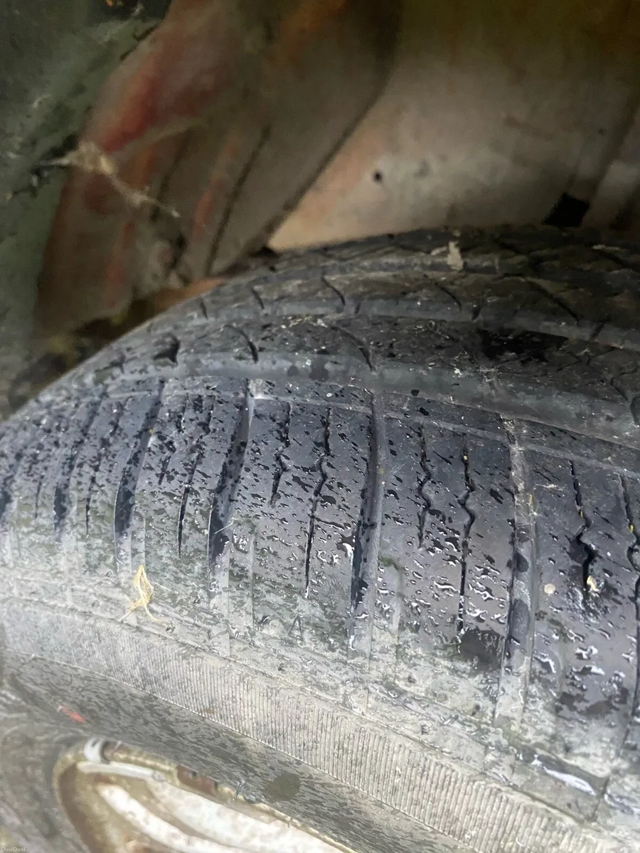 Suzuki Grand vitara for parts - Image 5