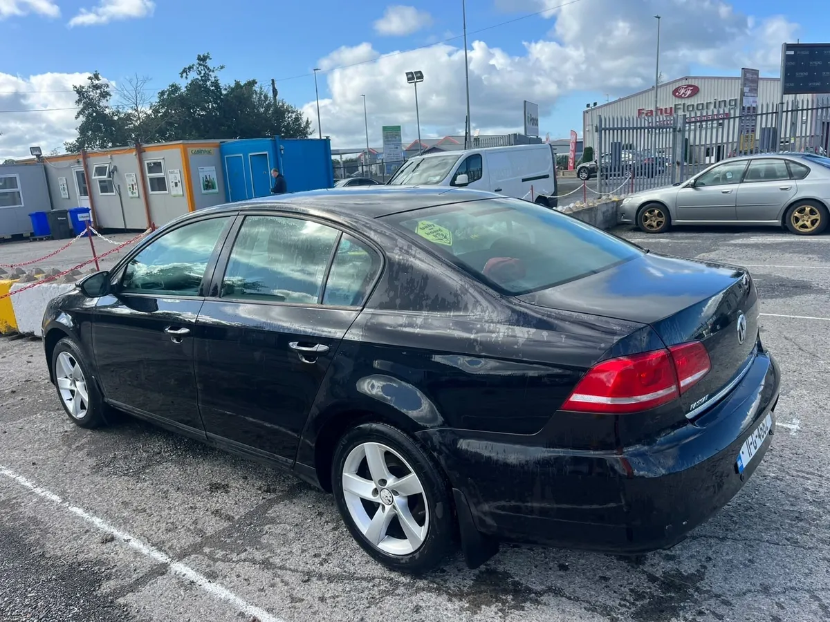 Passat 1.6 2011 - Image 2