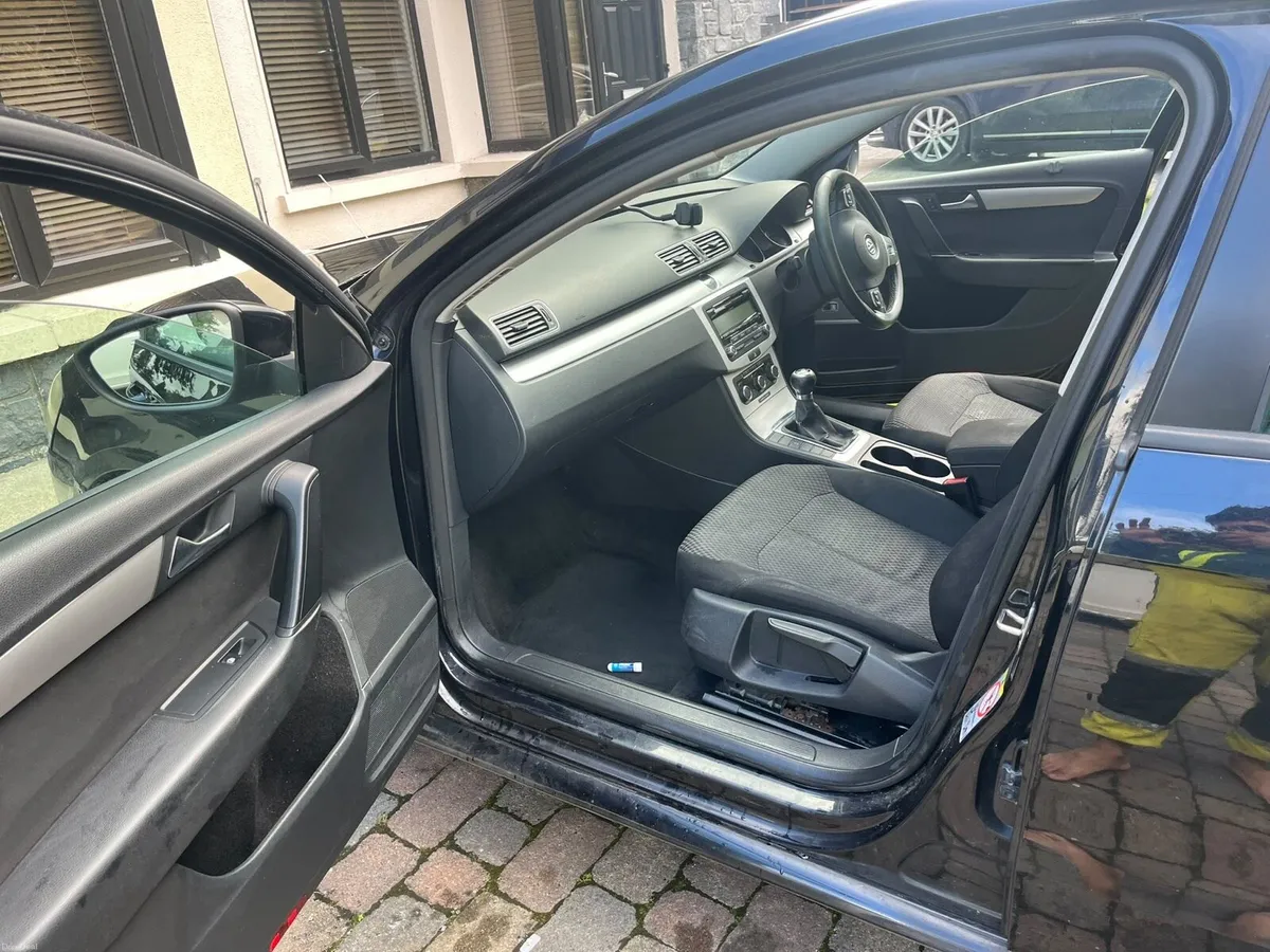 Passat 1.6 2011 - Image 6