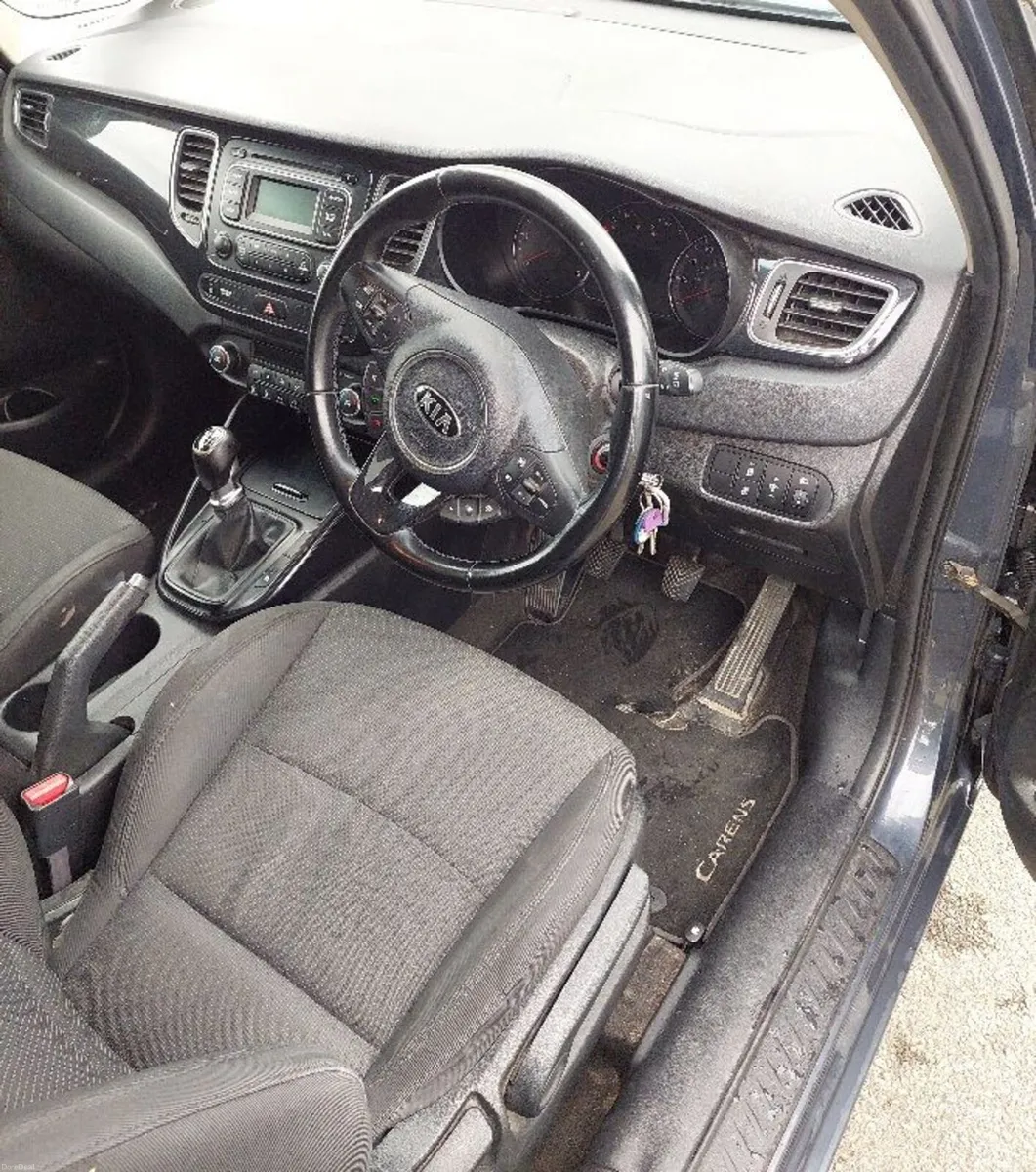 Kia Carens 2014 - Image 6