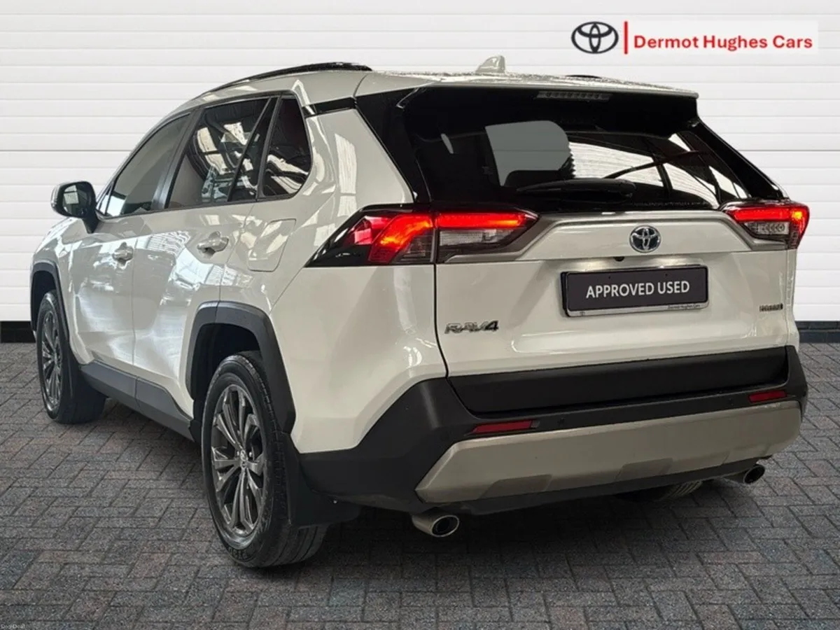 Toyota RAV4 HYBRID SOL 4DR AUTO - Image 2