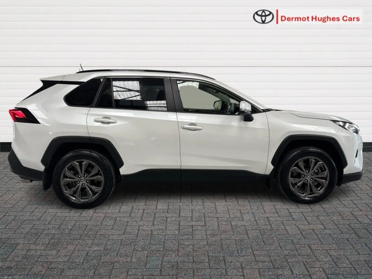 Toyota RAV4 HYBRID SOL 4DR AUTO - Image 3