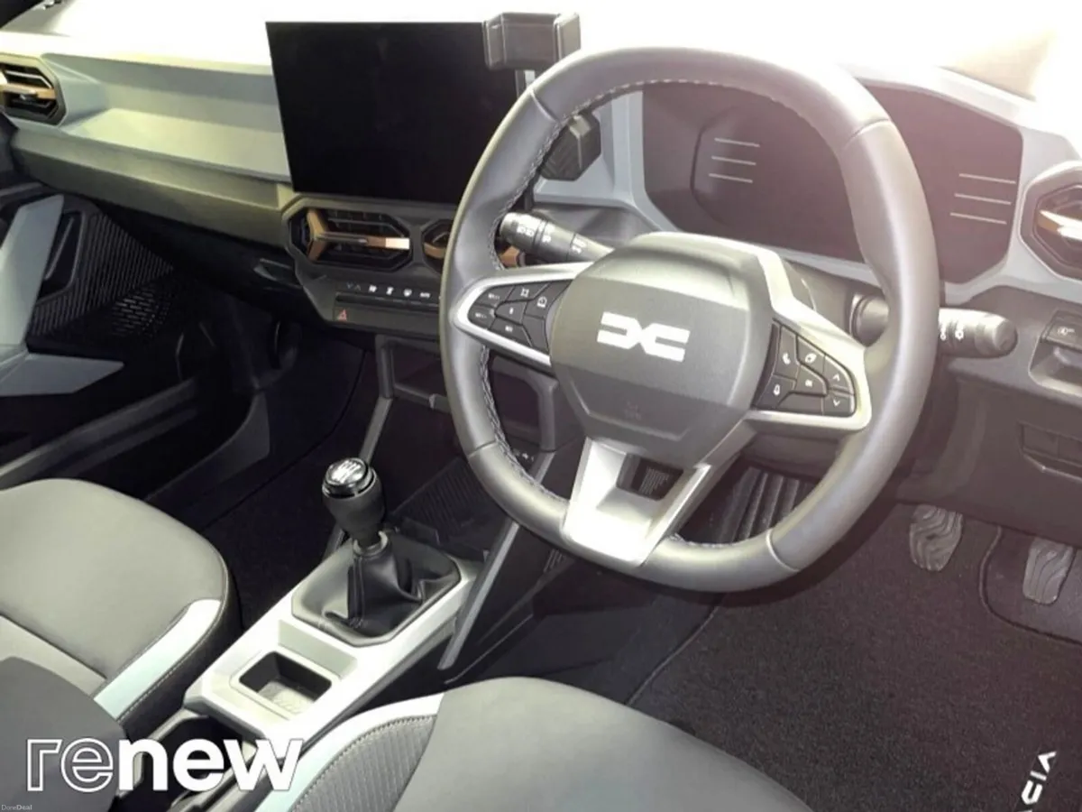 Dacia Duster TCe 130 Extreme - Image 6