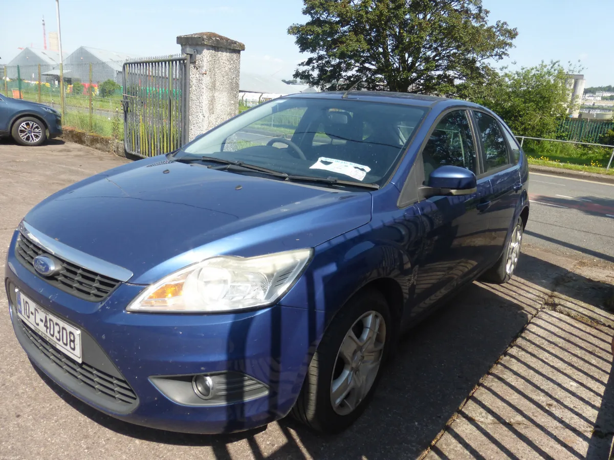 Ford Focus 2010 - Image 4