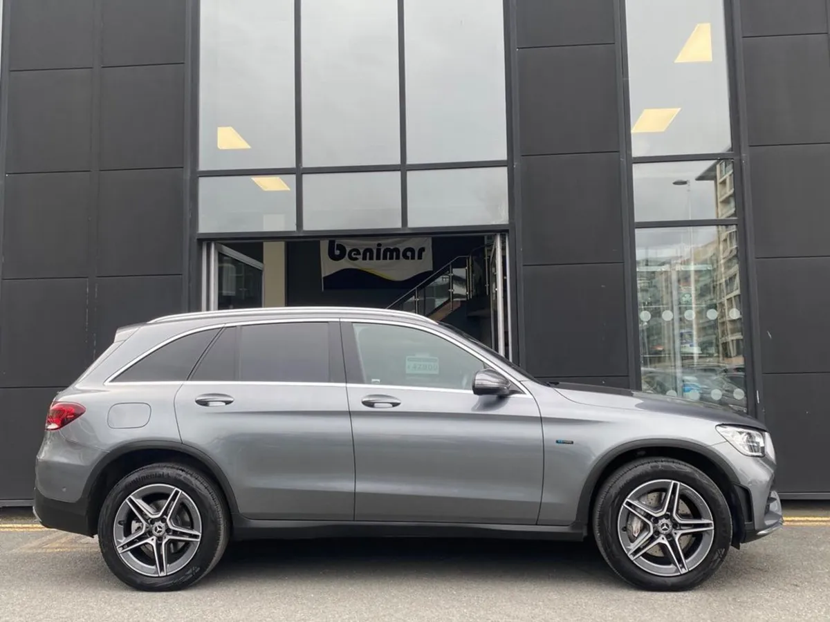 Mercedes-Benz GLC GLC 300de AMG Line Auto (PHEV) - Image 4