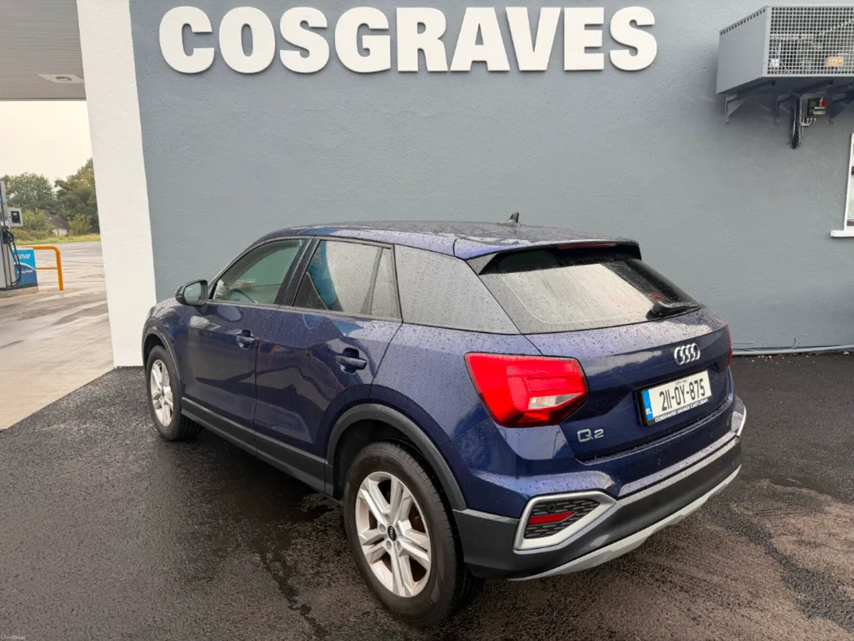 Audi Q2 30 TDI 116HP SE 5DR * APPLE CAR PLAY / PAR - Image 4
