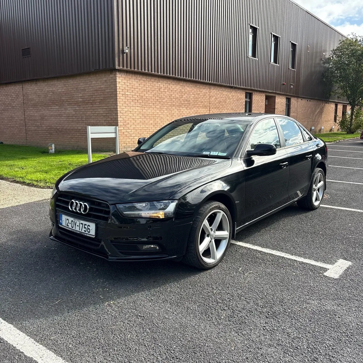 AUDI A4, NEW NCT 10/27 - Image 2