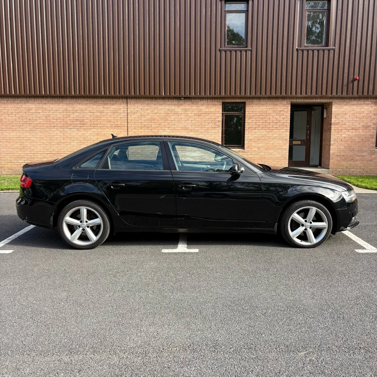 AUDI A4, NEW NCT 10/27 - Image 3