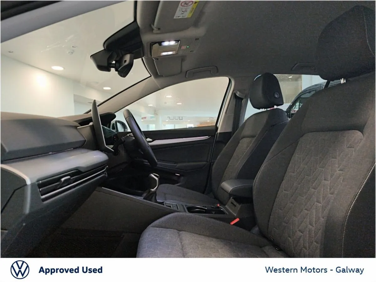 Volkswagen Golf **Save €1000's vs New** EDITION 75 - Image 4