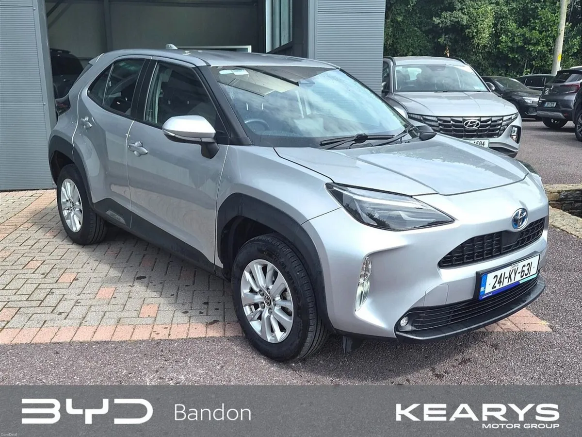 Toyota Yaris Cross Hybrid Luna 1.5 Petrol/Electric - Image 1