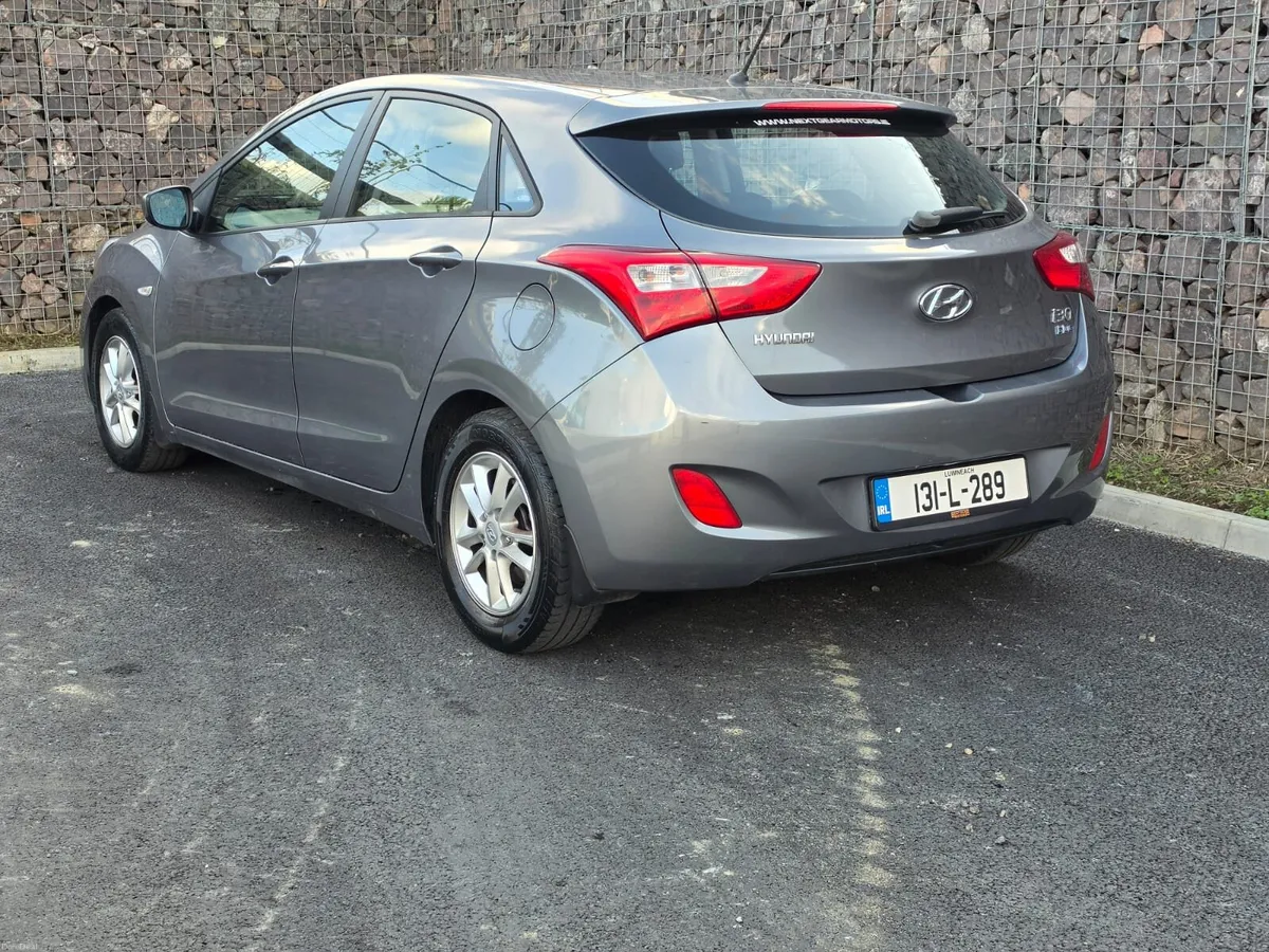 HYUNDAI I30 1.4 PETROL,NEW NCT 2027, LOW KMS. - Image 6