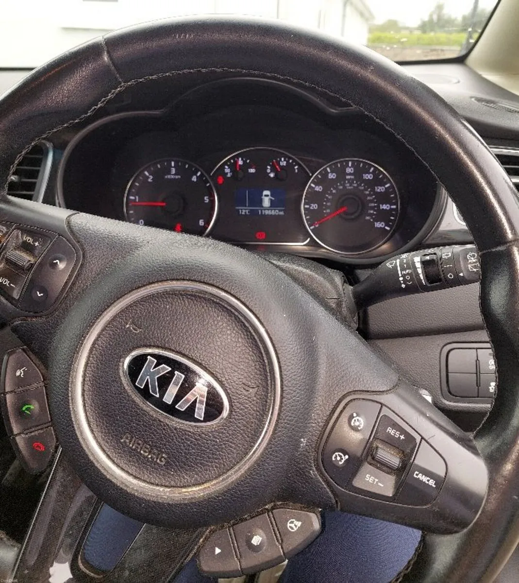 Kia Carens 2014 - Image 5