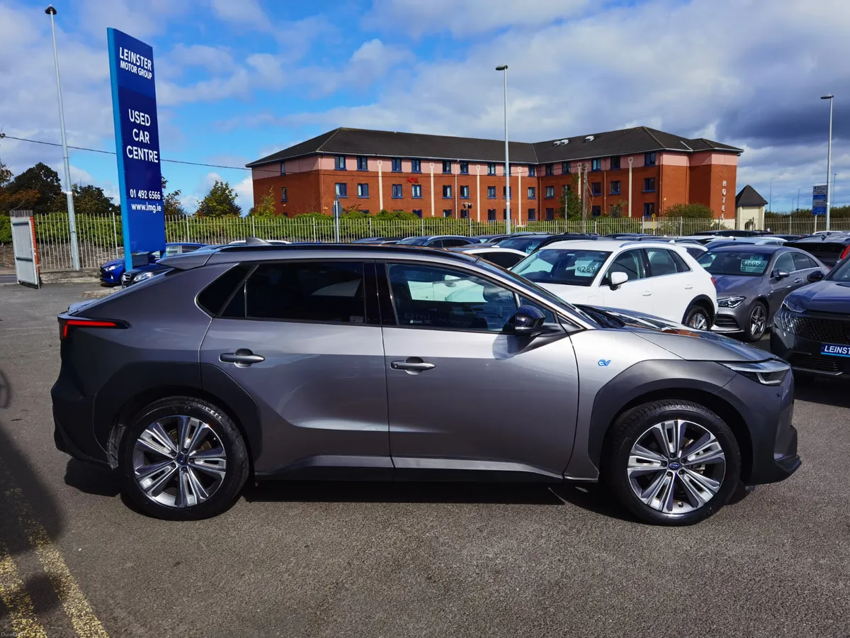 Subaru Solterra TOURING EV AWD 2023 - Image 3