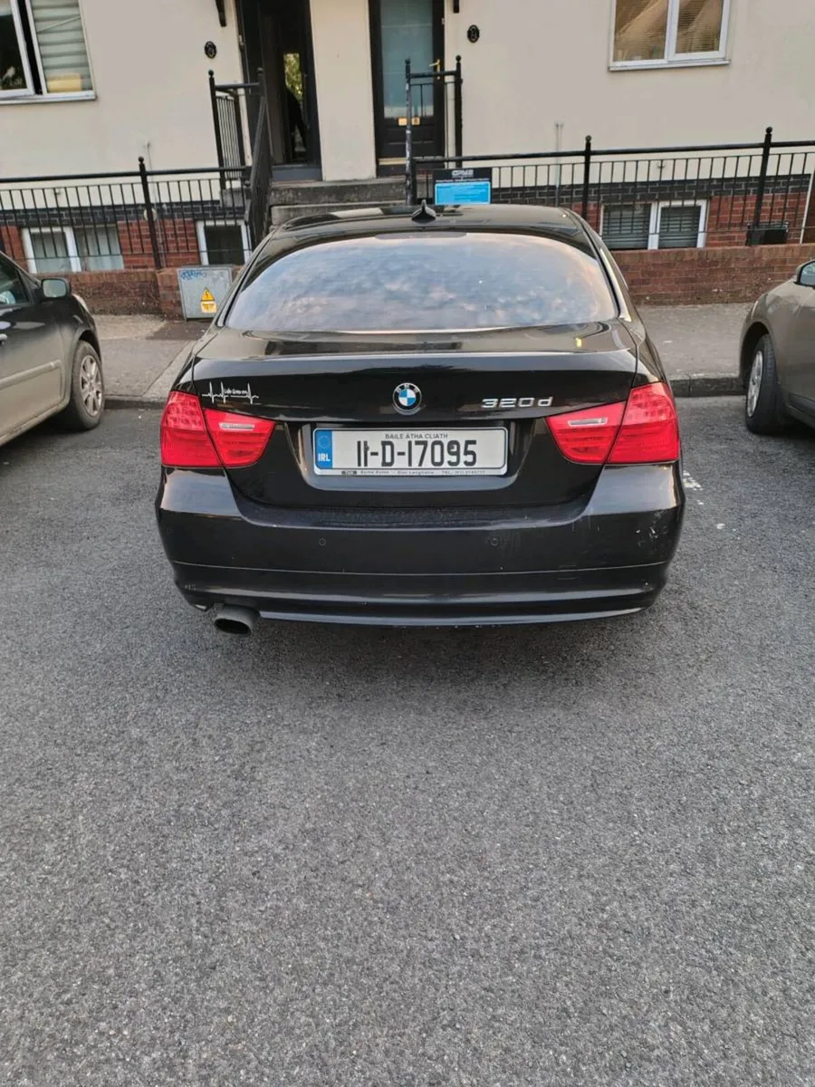 Car - Image 3
