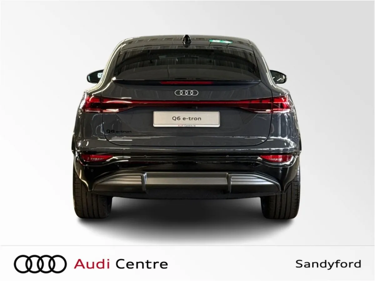 Audi Q6 e-tron SB S LINE - Image 4