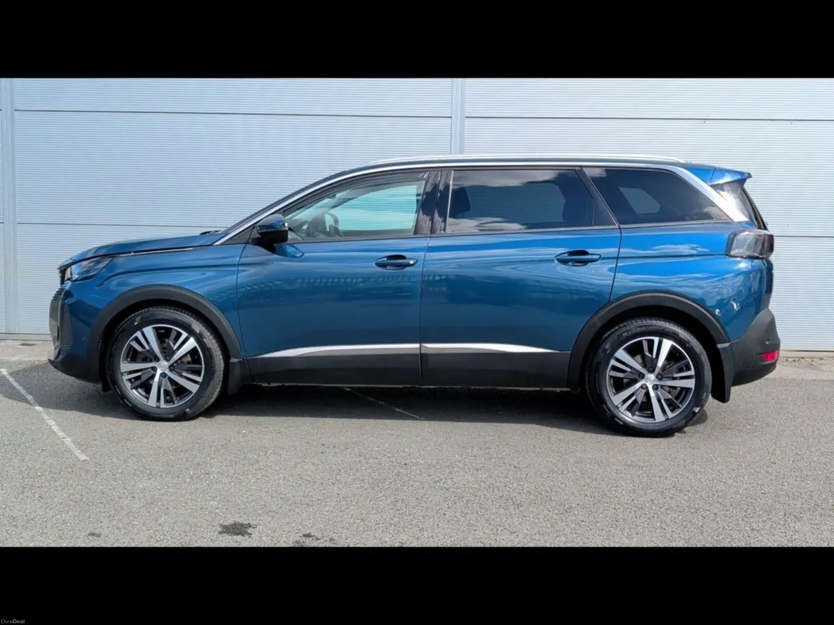 Peugeot 5008 1.5 BlueHDi 130bhp Allure - Image 5