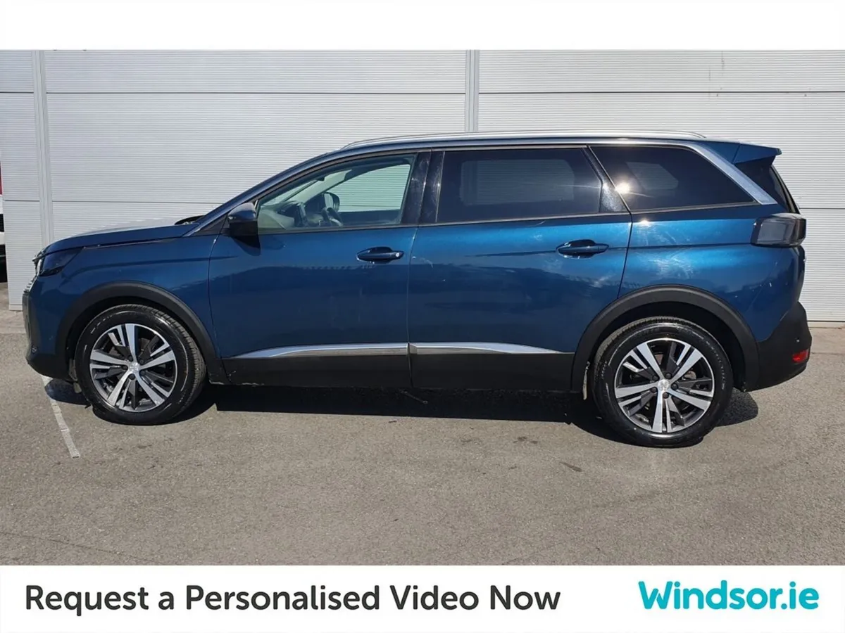 Peugeot 5008 1.2 PureTech 130bhp Allure **€3000 SC - Image 5