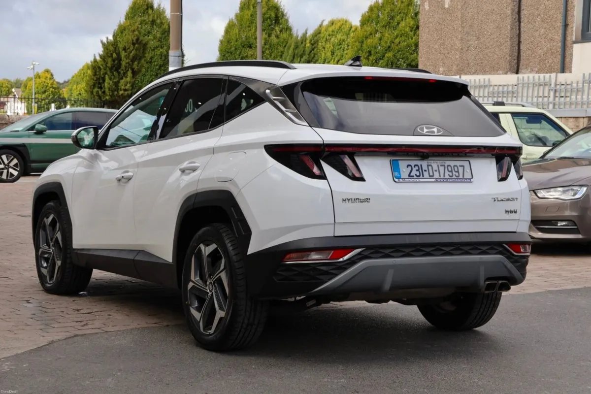 Hyundai Tucson 2WD Executive Plus HEV STG Auto - Image 6