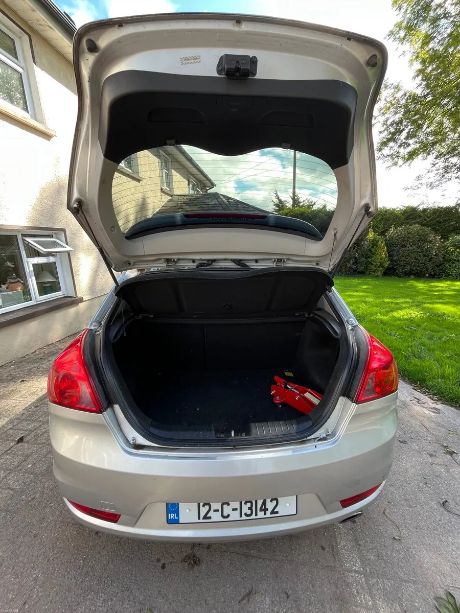 Kia Ceed 2012 - Image 6